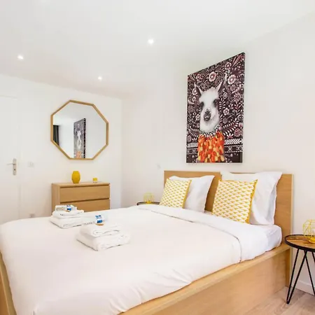 - Buttes Chaumont Botzaris Appartamento